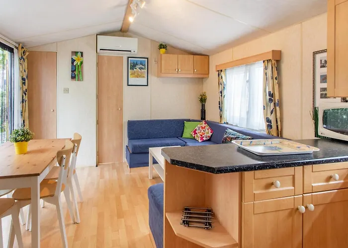 Mobile In Near Miramar Beach, Cleaning Included *